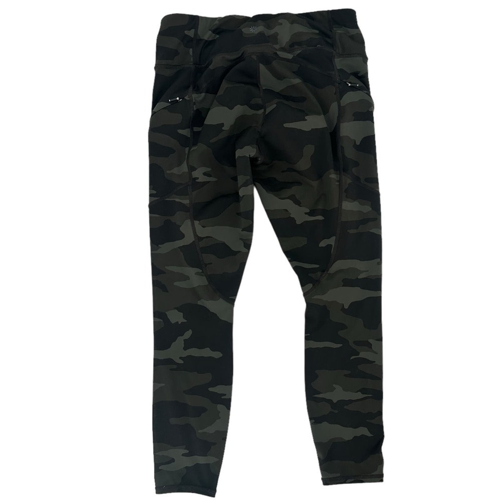 Athleta Camo Contender tight Zipper Side Pocket Legging Athletic Workout size M
